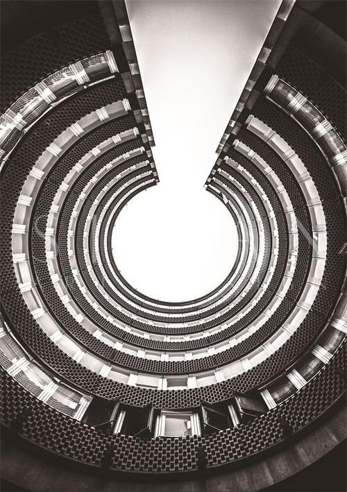 B&W Architecture  III